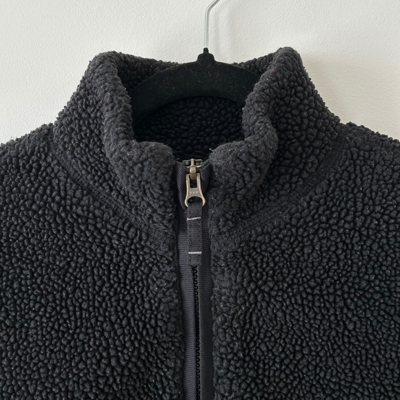 Lands End Black Sherpa Fleece Half Zip Pullover - Picture 3 of 16